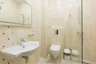 Гостиница Невский Дивноморское Двухместный номер с 1 кроватью и балконом, вид на море-5