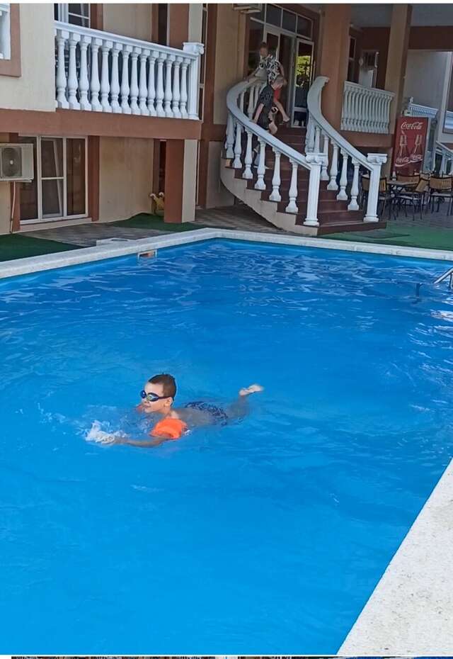 Гостиница Невский Дивноморское-202